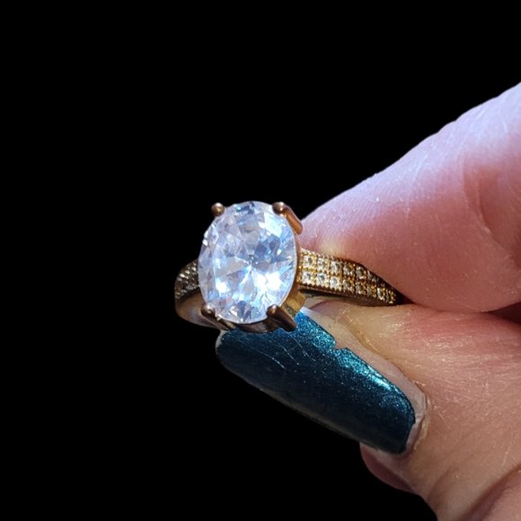 Charming Charilies Rose Gold Zirconia Ring Size 7.5 - Picture 1 of 15